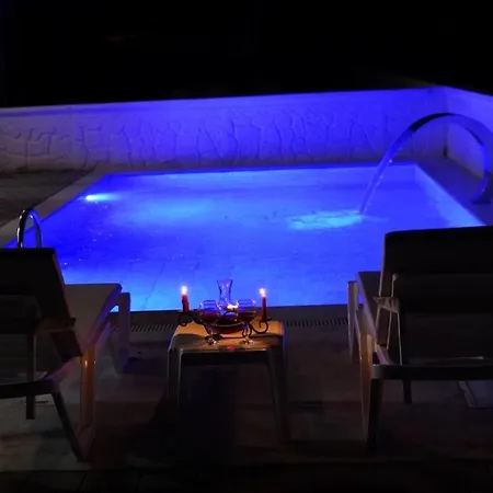 Talia Villalari Βίλα Φετιγιέ