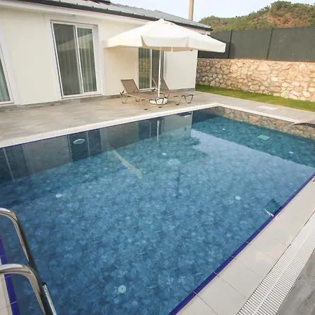 Βίλα Talia Villalari Φετιγιέ