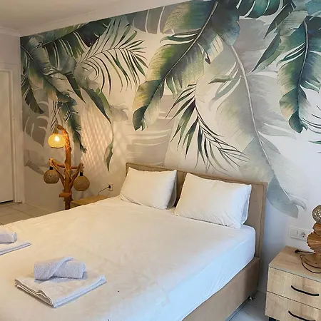 Talia Villalari * פאטהיה