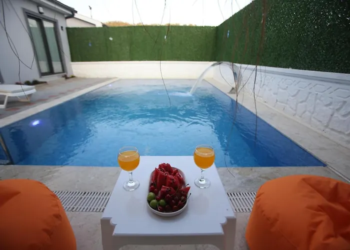 Talia Villalari Villa Fethiye